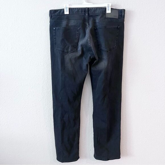 Hugo Boss Kansas Size 38x32 Regular Fit Mens Black Wash Denim Jeans - Picture 3 of 10